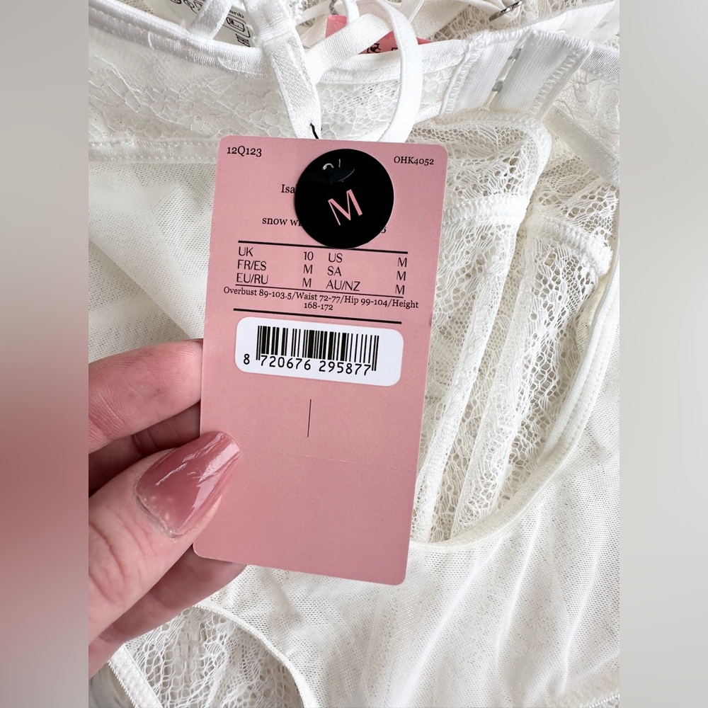 NWT hunkemöller Isabelle Bodysuit size Medium - Picture 14 of 16